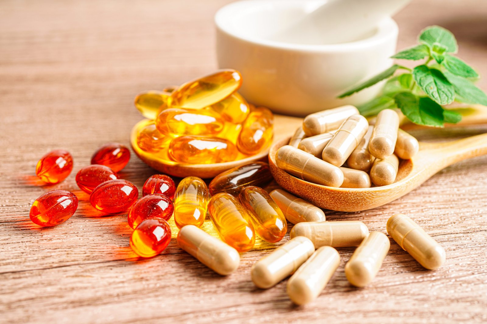 alternative medicine herbal organic capsule with vitamin e omega